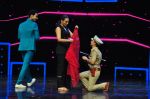 Sonakshi Sinha on the sets of Dance plus 2 on 21st Aug 2016